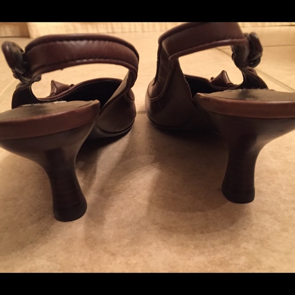 NWOT Steve Madden Brown Heels - Picture 6 of 6
